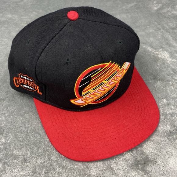 Vintage Vancouver Canucks Hat Black Red Blockhead Skate Logo Snapback Cap NHL
